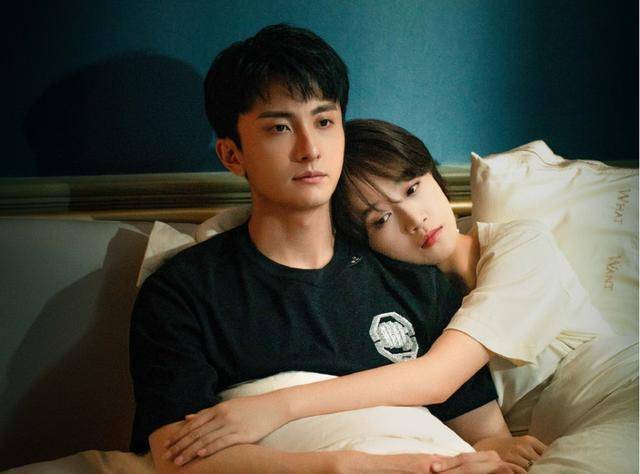 《婆婆的镯子》演员阵容太强大,牛骏峰蓝盈莹演技出色_刘茵_表演_石磊