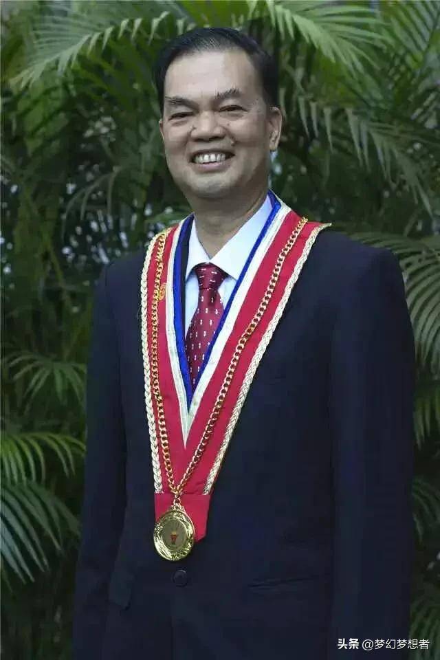 深情缅怀黄振华-妙手佳肴写人生,记《黄振华粤菜精选作品集》_菜式