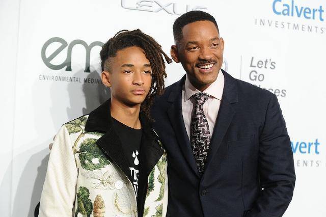 曾與威爾-史密斯(willsmith)的兒子jaden交往兩年