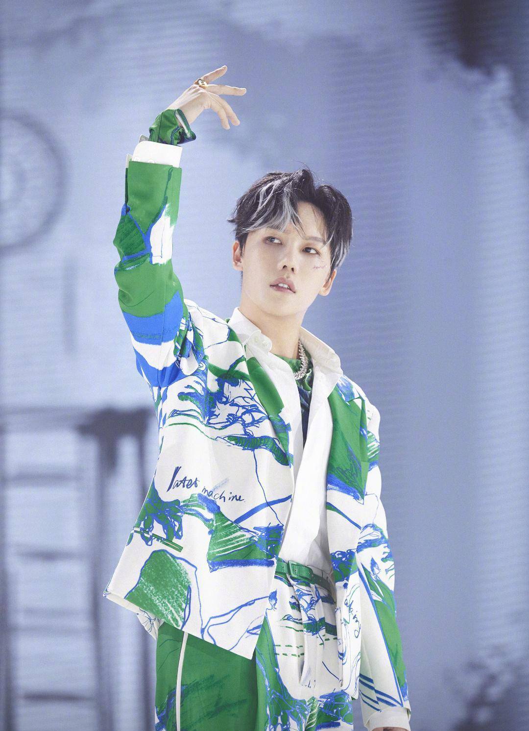 褪下综艺外衣的包裹,刘维在唱跳上都能独当一面,他是一个值得关注的