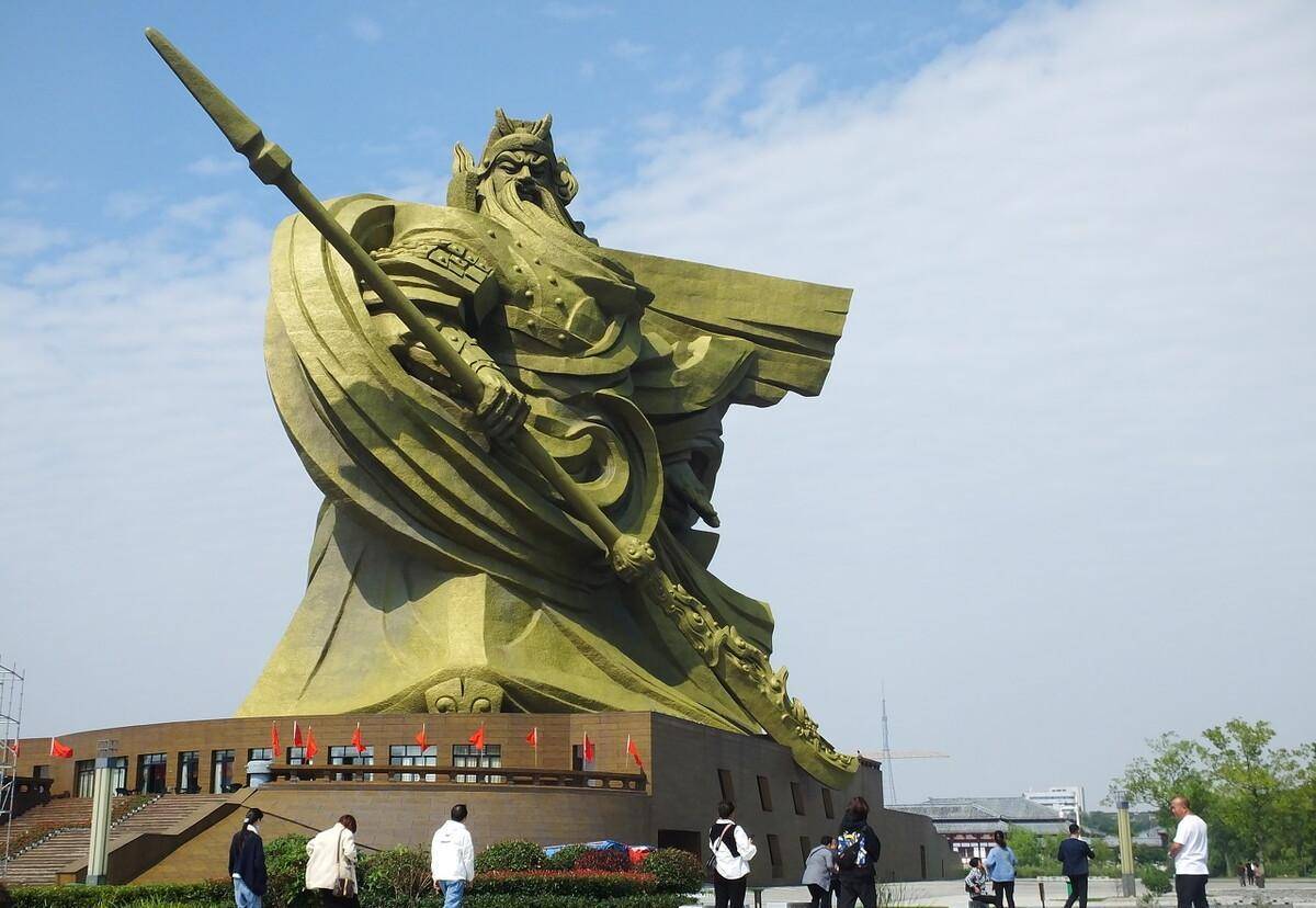 湖北荆州关公雕像图片