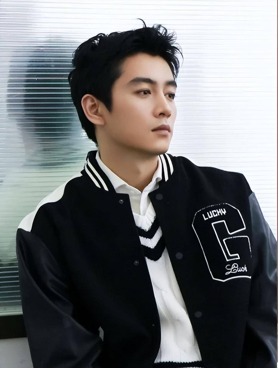 陈妍希谈夫妻生活,自曝喊刘德华老公,陈晓重口味吃泡面要加盐_网友