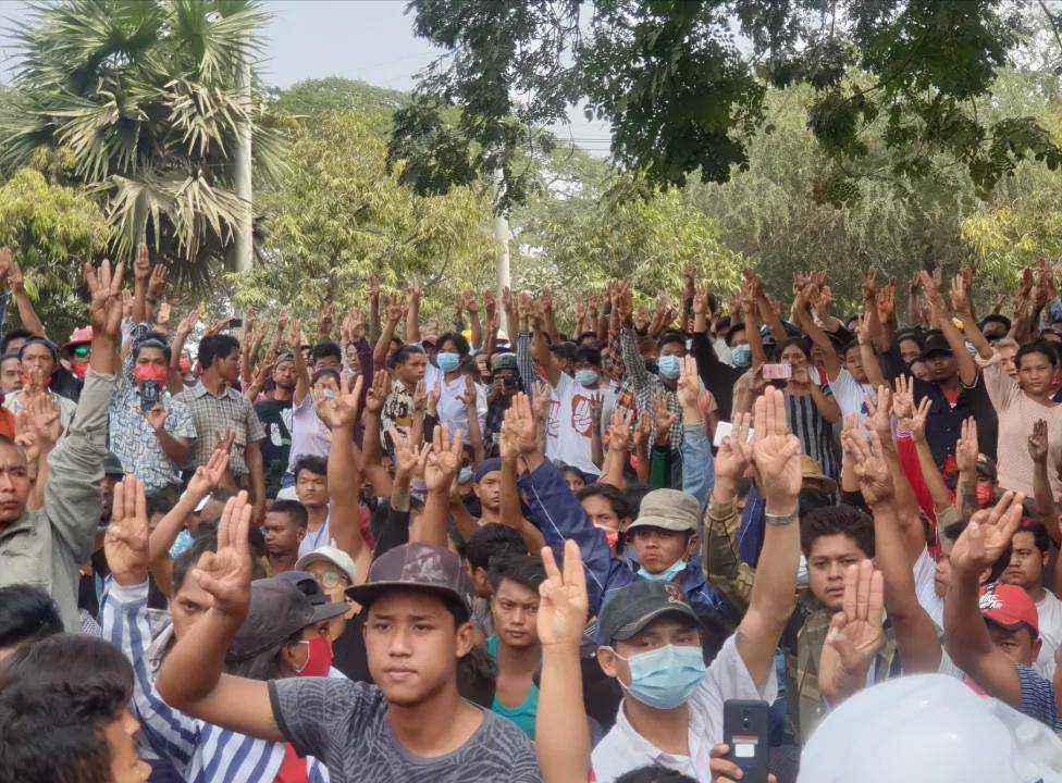 缅甸小伙24岁"出家"当和尚,因长得帅走红网络,如今是个劳改犯_白英