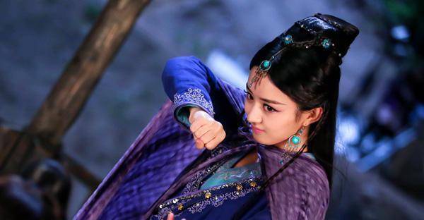 赵丽颖的玉无心有多精彩?景甜改眉型就成人间宝贵花,邓家佳?