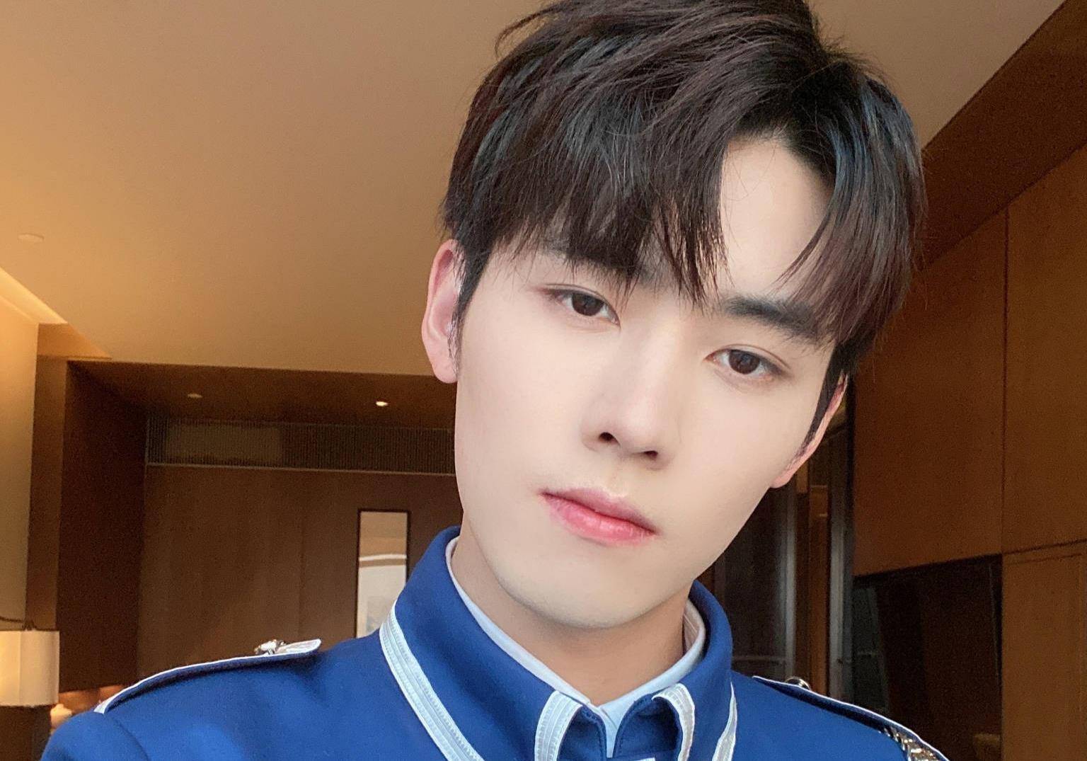 可惜的是,任豪其实是rise组合中最有前途的艺人之一.