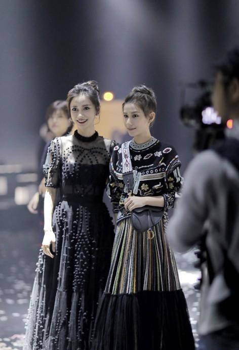 何超莲堪称小个子穿搭模板!