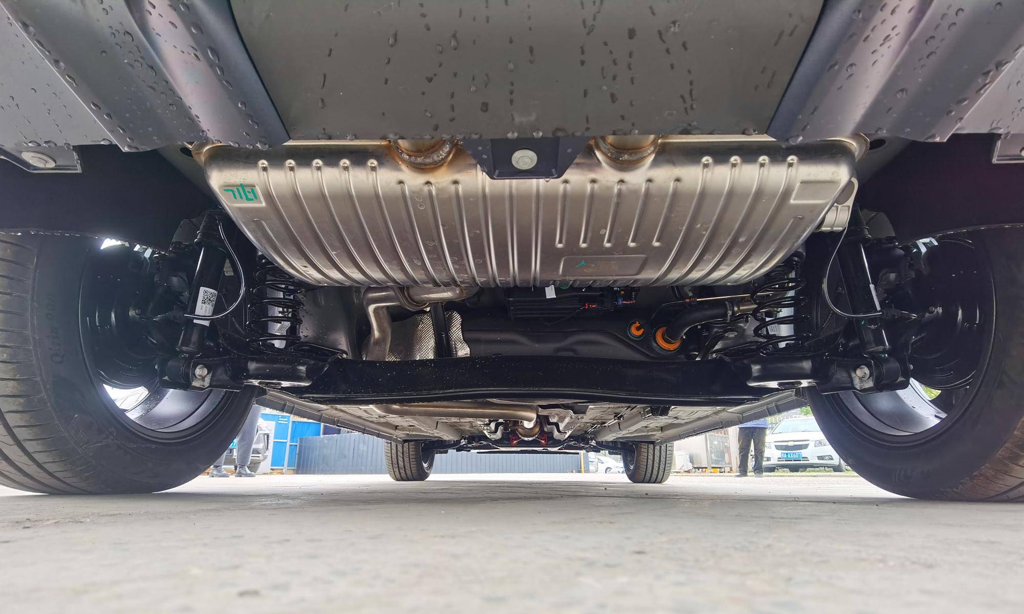 到店实拍传祺gs3·影速:国民高性能suv,为年轻而竞速_搜狐汽车_搜狐网