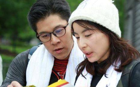 同为豪门媳妇,霍启刚春节陪郭晶晶回娘家,李嘉欣却遭婆家嫌弃_霍氏