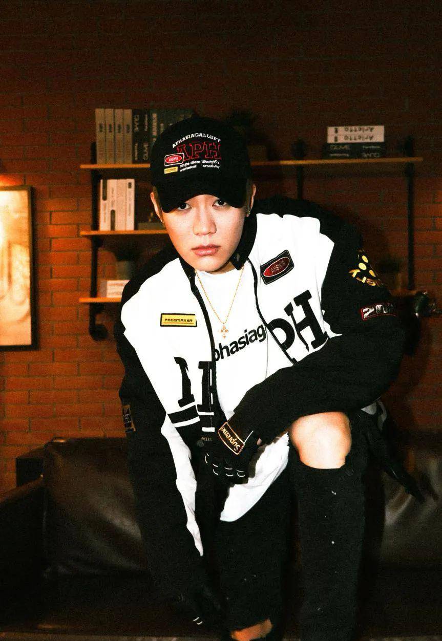 pg one亮相综艺,希望找到女朋友,丁飞发长文"未来不必有交集"_说唱