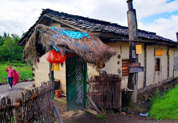 吉林旅游:走进长白山脚下的木屋村(图)_摄影_冯赣勇_锦江