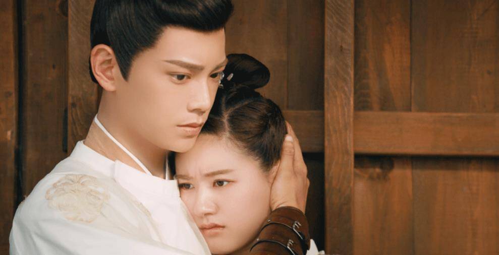 即使说韩烁魂穿韩影帝,但是那个少年,以及他和陈芊芊共同经历的那些