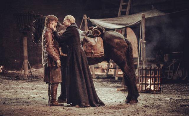 詹姆为何选择和瑟曦相拥而亡?