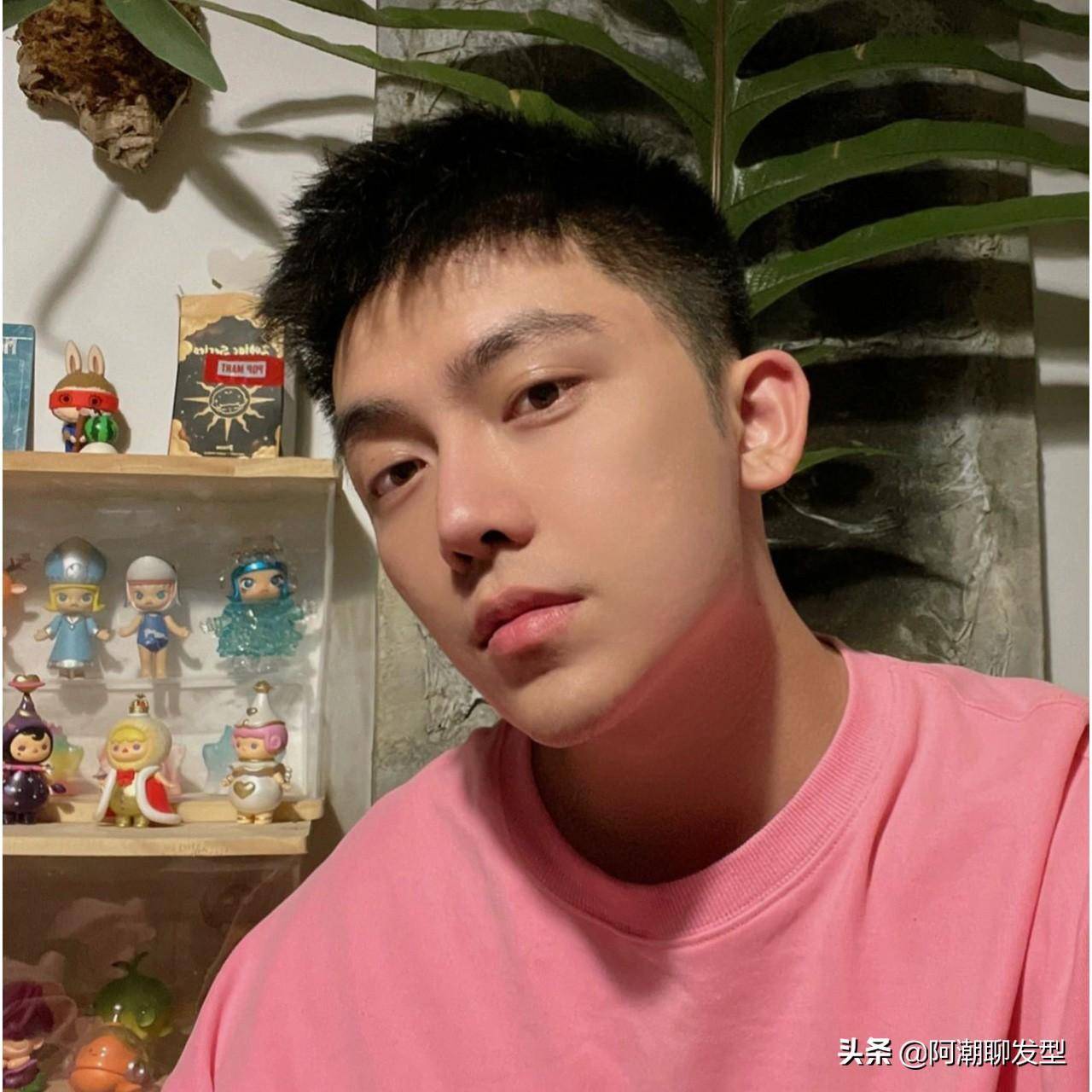 2022夏季男生3种"渐变短发"参考,剪完清爽有型,百搭又显帅气_发型