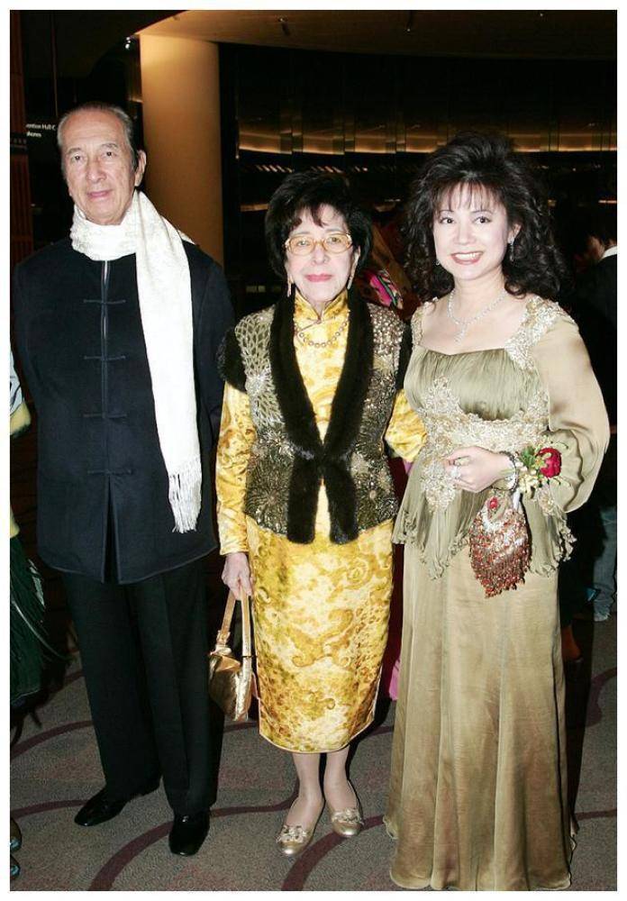 赌王四太梁安琪回应大姑子去世,何婉鸿系其恩人,曾帮自己争家产