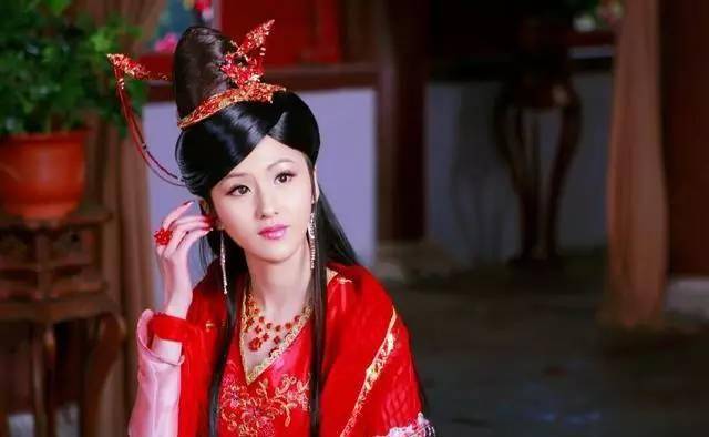 《天地姻缘七仙女》大公主(红儿)蓉阁 红柔(蓝燕 饰)《欢天喜地七仙女