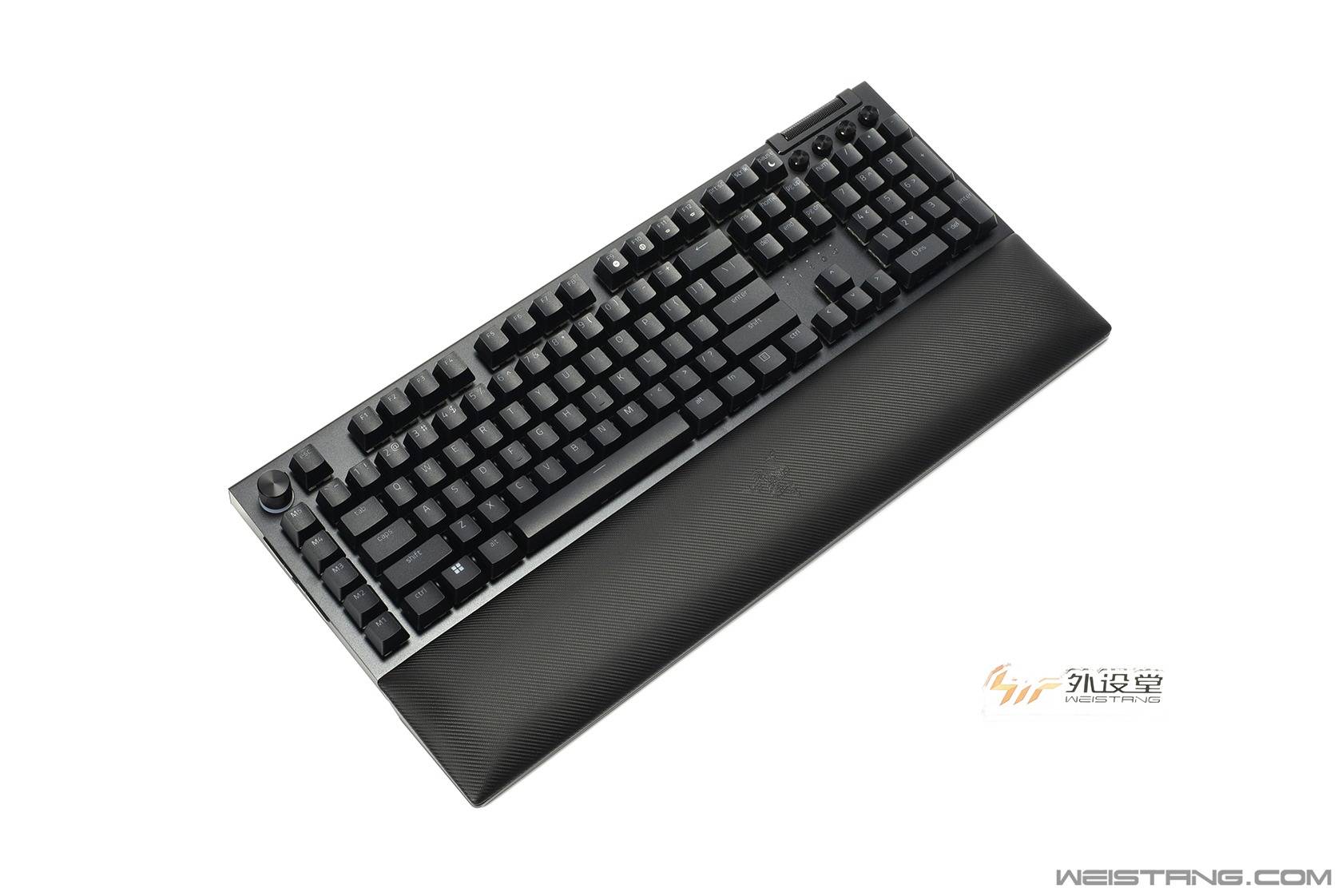 黑寡妇电竞机械键盘图图片