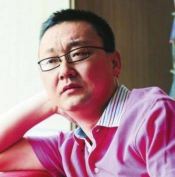 从电视名嘴到"锒铛不听话",曾和欧阳夏丹搭档的马斌,现状如何?