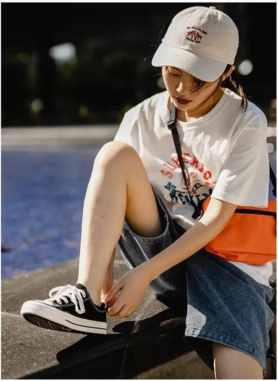 从裹脚布,高跟鞋到帆布鞋:女性解放的足迹_妇女_西方_中国