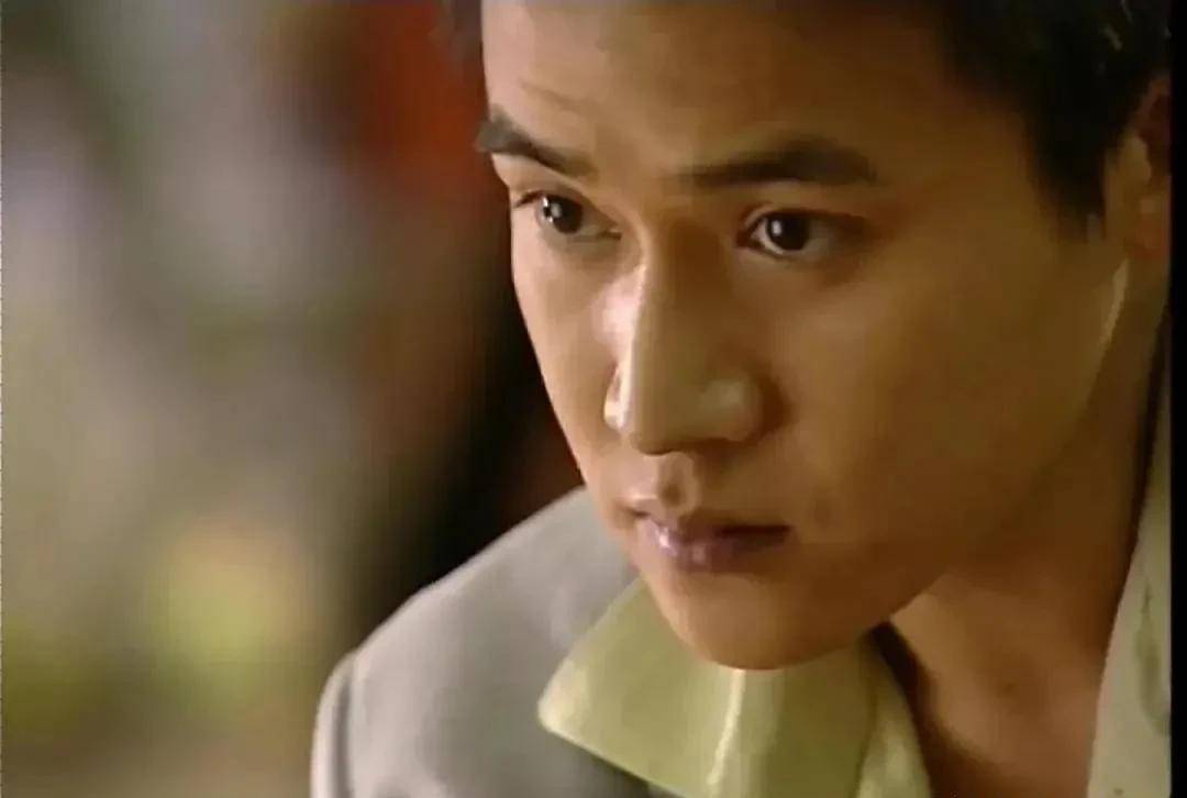 老剧十大苏男主,霍建华军装,苏有朋童颜,刘恺威斯文败类_经典_深情