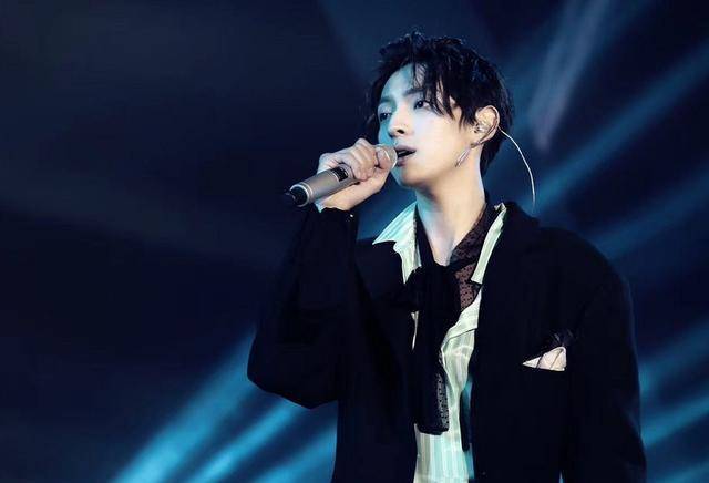 造型_赵天宇_感觉