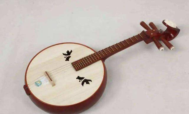 属于弹拨乐器的有哪些?有古琴,琵琶,扬琴等等_我国_琴弦_古代