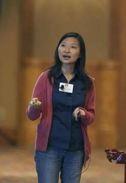 江苏有1神童:15岁上中科大,42岁冲击诺贝尔奖,后加入美国籍,_庄小威