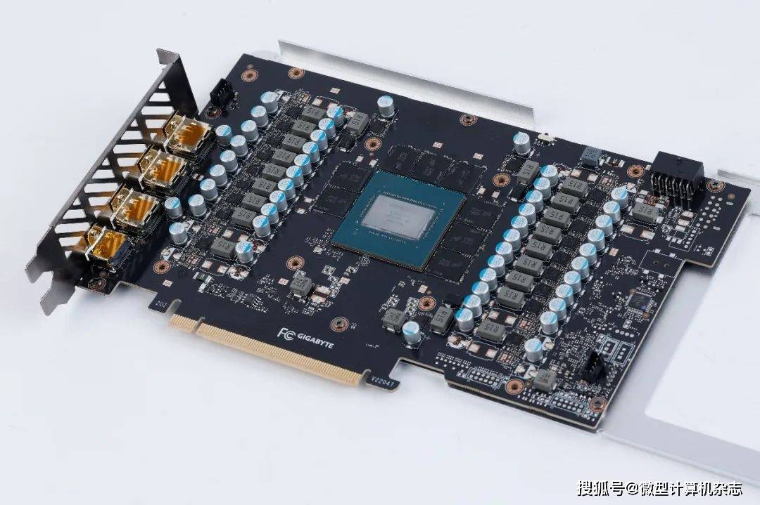 身披皓铠,清冷高绝——技嘉geforce rtx 4080 aero oc 16g雪鹰_性能