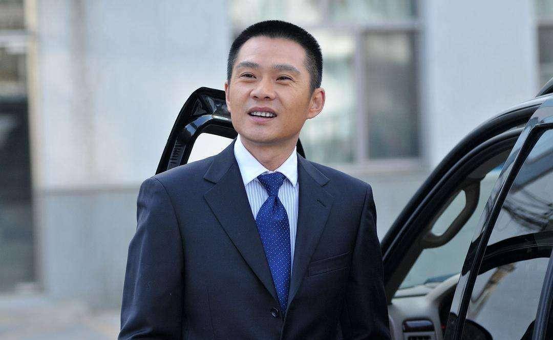 任帅:娶上海的丑女为妻,全家人把她当做宝,他是在追求什么_父母_妻子