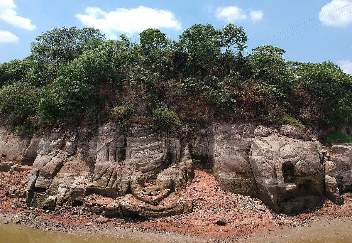 四川有个小众水库,距离成都不到60公里,名气不大但风景很美_黑龙滩