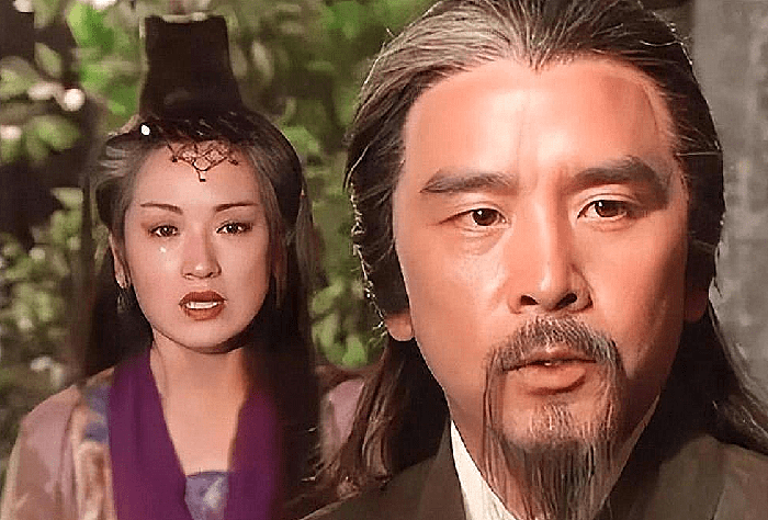 雪花神剑:都说聂小凤冷血无情,为什么我却觉得她是爱太多了呢?