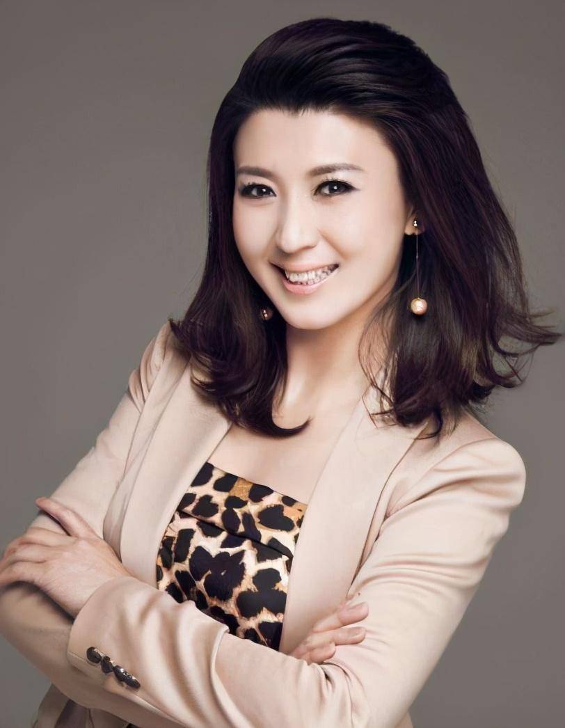 现任老公是鞍山富豪,两人育有一女_马云东_婚礼_林越