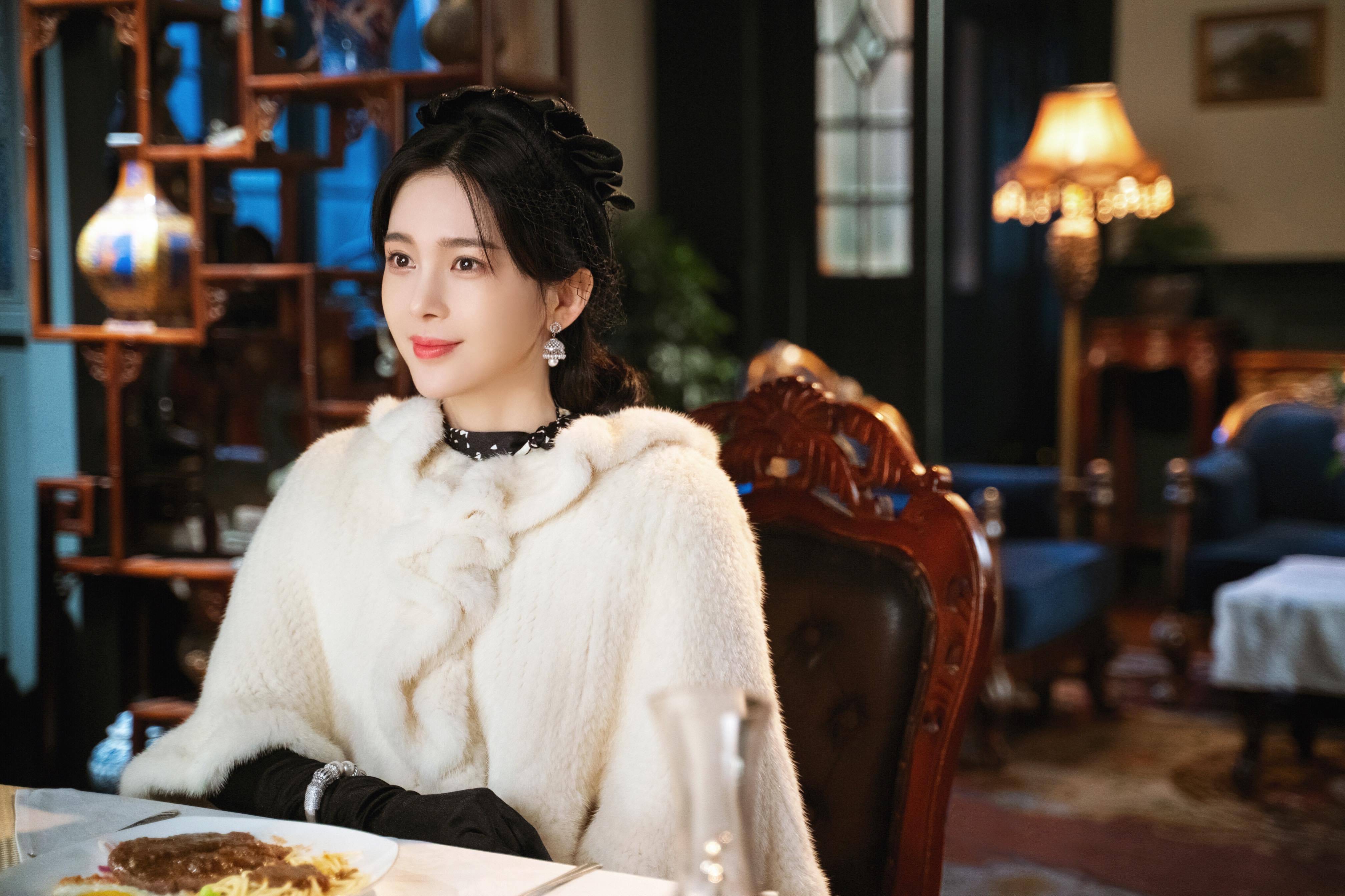 被网友嘲夺舍赵樱子,揭露名利场规则_李一桐_郭晓婷_角色