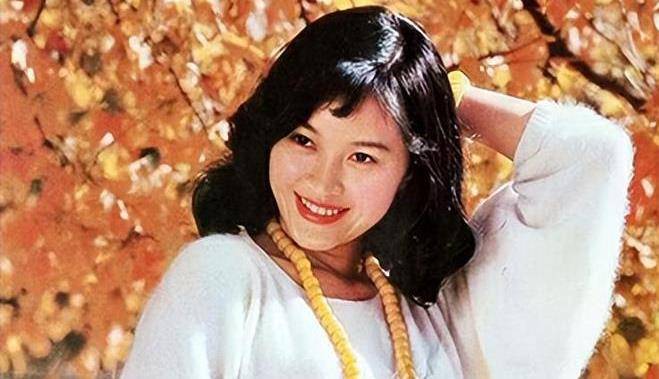 大家都知道屠洪刚乱七八糟的恋爱史,以及他背后找麻烦的三个女人_黛西