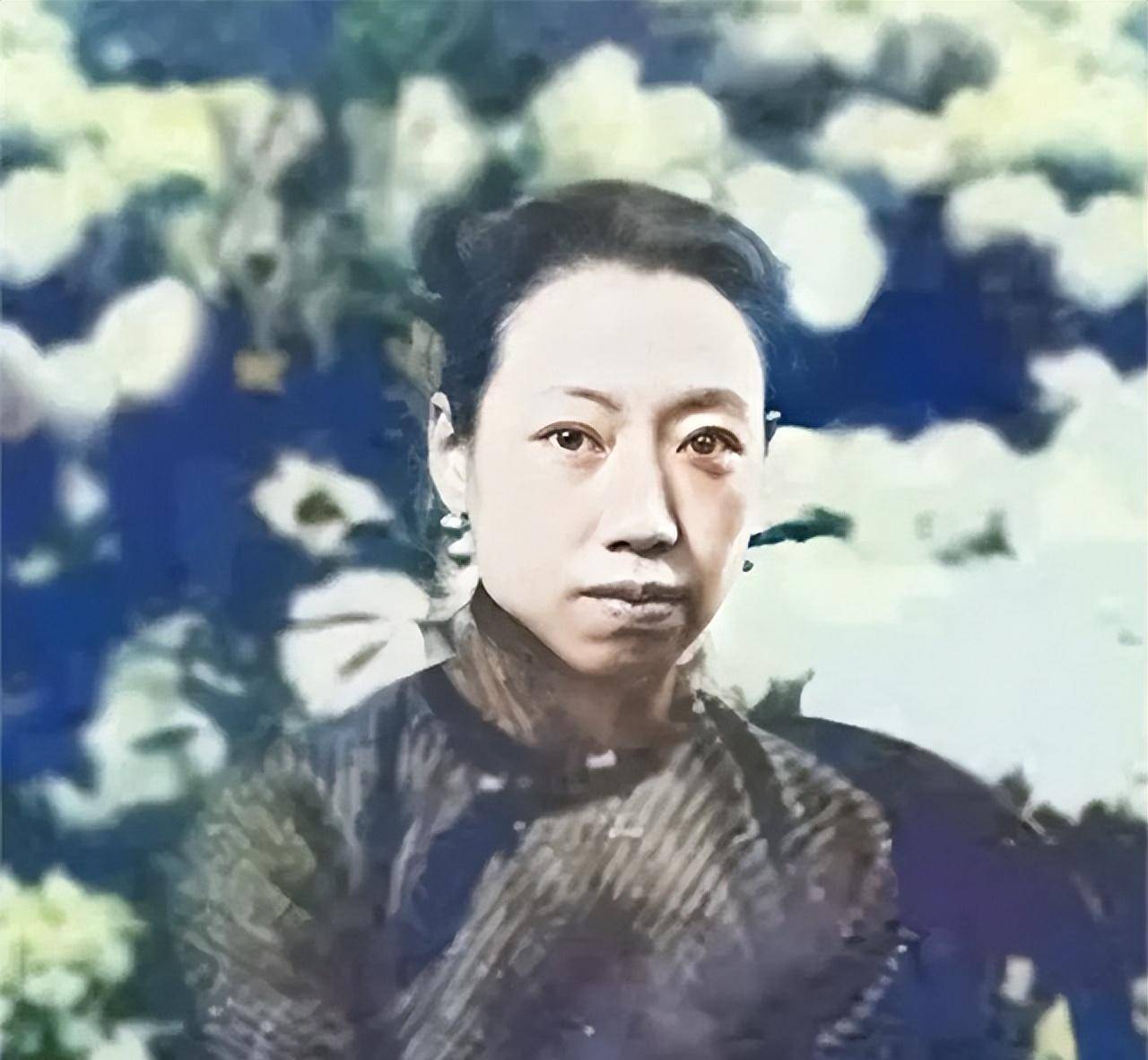 孙用蕃:给张爱玲当后妈太难,一生被误解,一辈子没人喊她一声妈_张廷重