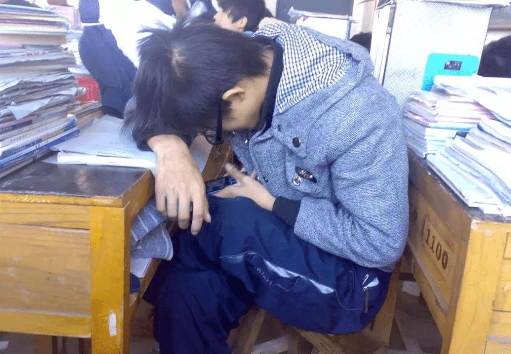 最淡定的高考生_高考淡定哥_高考生淡定