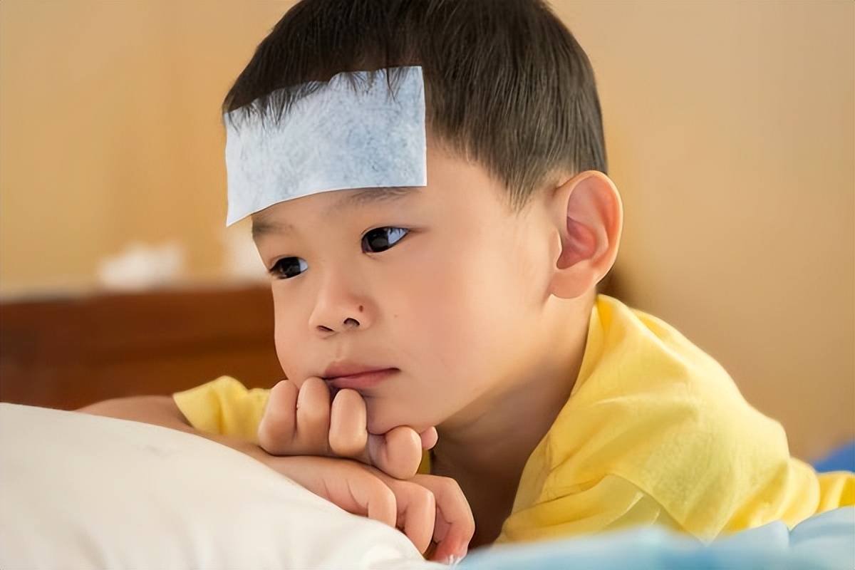 9岁男孩感染甲流后住进ICU 甲流的症状有哪些