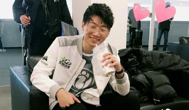 lol:害的theshy断手,炮轰宁王妃的管理停职,网友:i