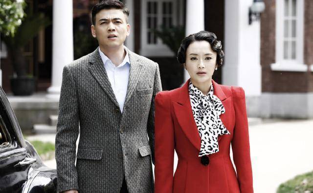 其实在知画之后秦岚还演过很多的角色,比如在电视剧《滚滚红尘》中