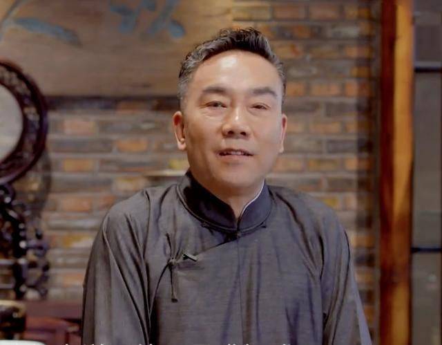 中国传统相声的悲哀,在杨议身上被体现得淋漓尽致_父亲_直播间_关系