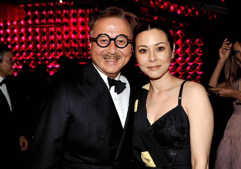 穿爱马仕定制,四任老婆都是名媛…_周英华_周信芳_餐厅