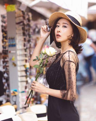 毛俊杰,山东莱州人,时尚迷人,还记得《丑女无敌》的裴娜吗?