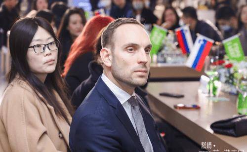 有限公司总经理朱来华斯洛文尼亚驻华大使苏兰斯洛文尼亚位于欧洲中部