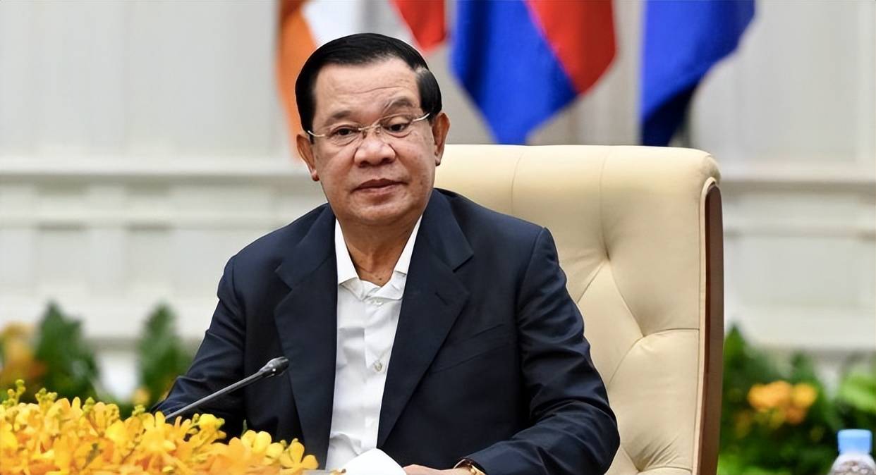 洪森这则诈骗短信很奇怪,让堂堂一国的政府首脑汇钱给本国的企业家,这