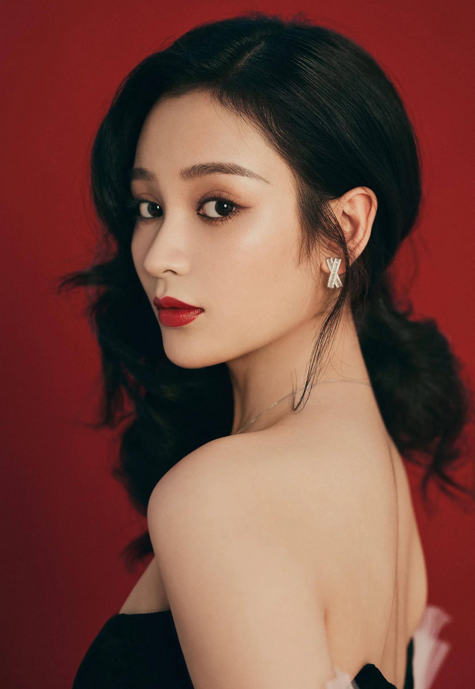 在短视频平台看电视剧杨蓉王一菲《二十九》迎来大结局_袁佩_女性