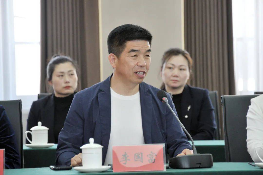 宝丰酒业&平顶山市万福源商贸有限公司战略签约仪式盛大举行