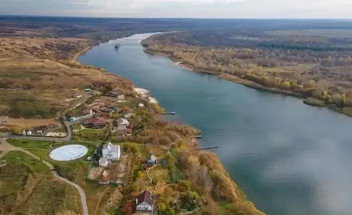 国外南部平原河流,水流缓慢,人们称之为"静静的顿河"……_km_河口