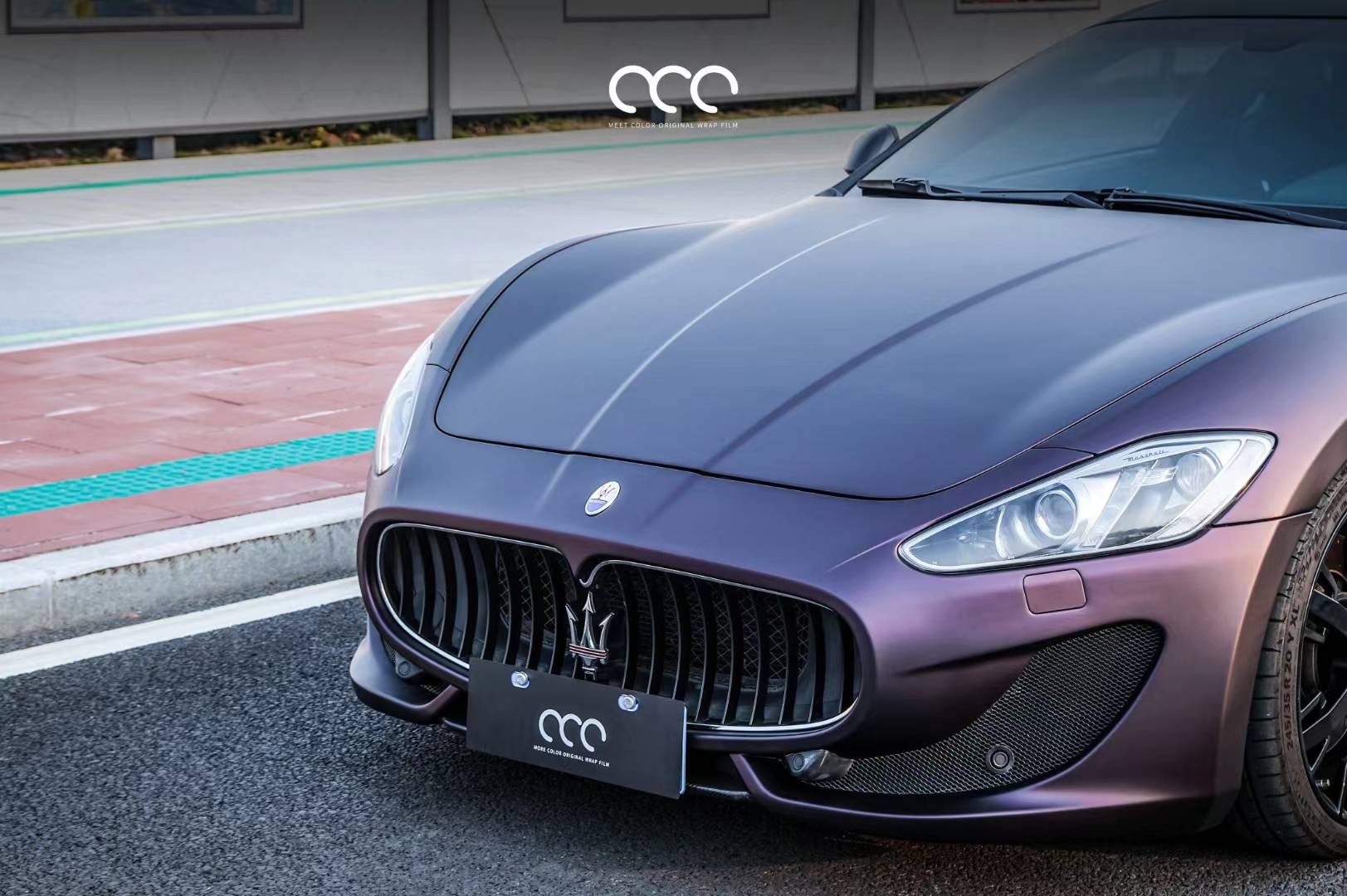 玛莎拉蒂漫彩改色膜亚金属黑紫,永恒的象征