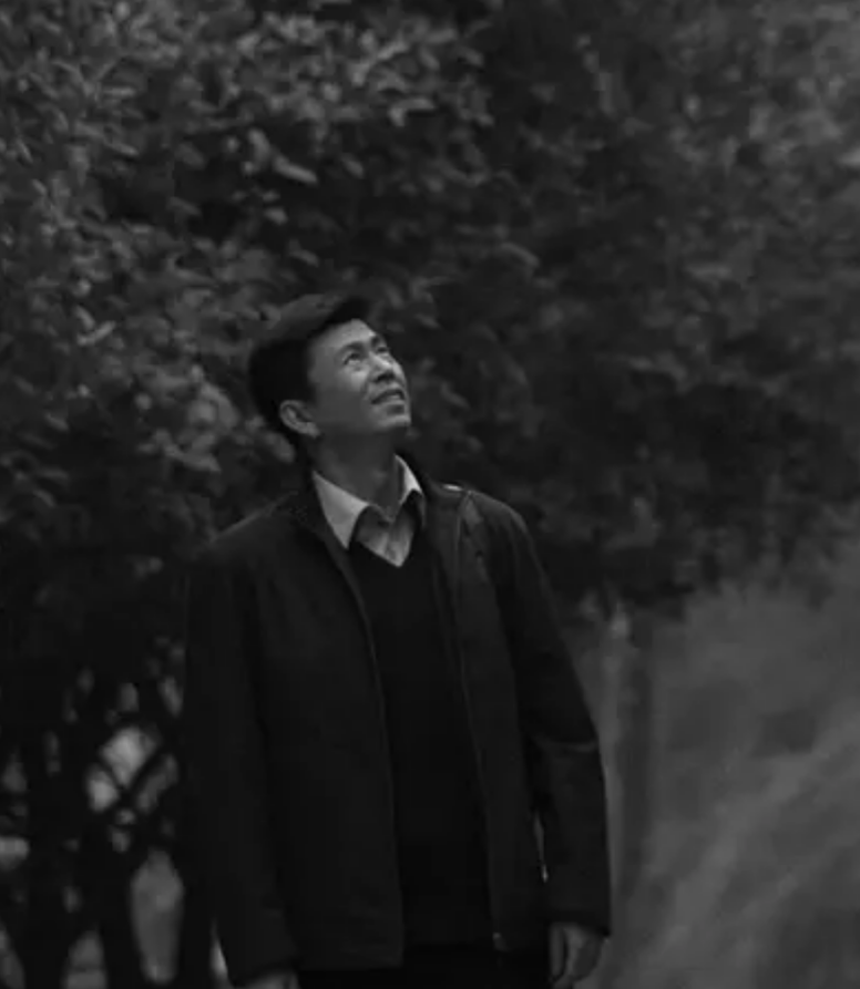 著名演员江柏萱:娶单亲妈妈为妻,夫妻恩爱25年,把彼此当成宝_蔡雯_发展_表演