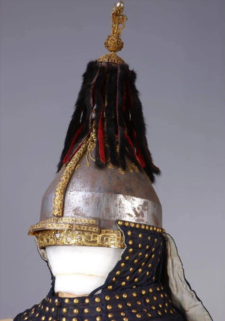 典型明末清初布面甲-努尔哈赤盔甲和皇太极盔甲_头盔_盔枪_明军