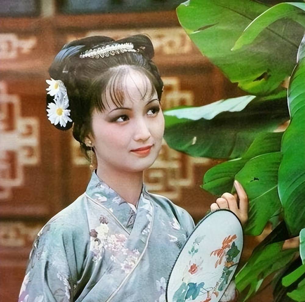 红楼梦:平儿结局如何?被杀?被流放?被卖?被卖到哪里?